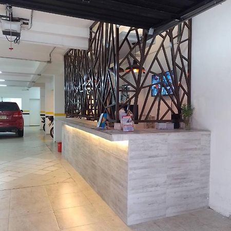 Hotel Marat เมเดยิน ภายนอก รูปภาพ